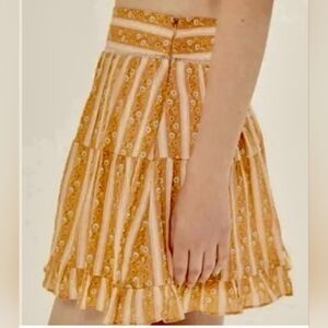 Urban Outfitters Shorts Size Small